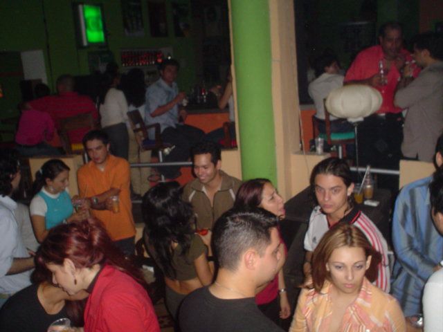 Foto 74 de Cafe Conarte · 20 de julio de 2004 en Cafe Conarte, Bucaramanga