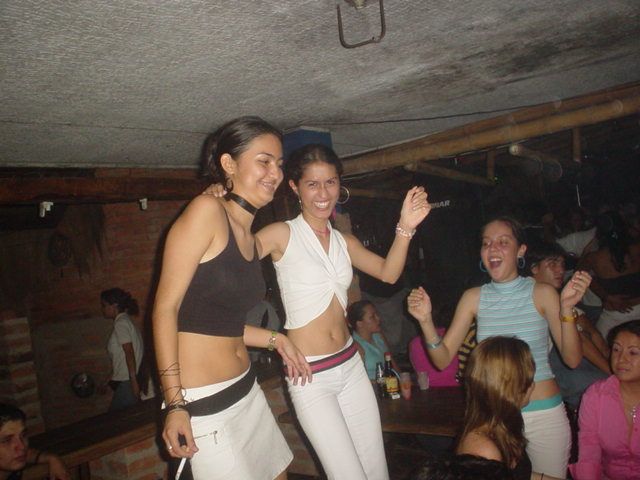 Foto 6 de Candelaria Discoteca · 20 de julio de 2004 en Candelaria Discoteca, Bucaramanga