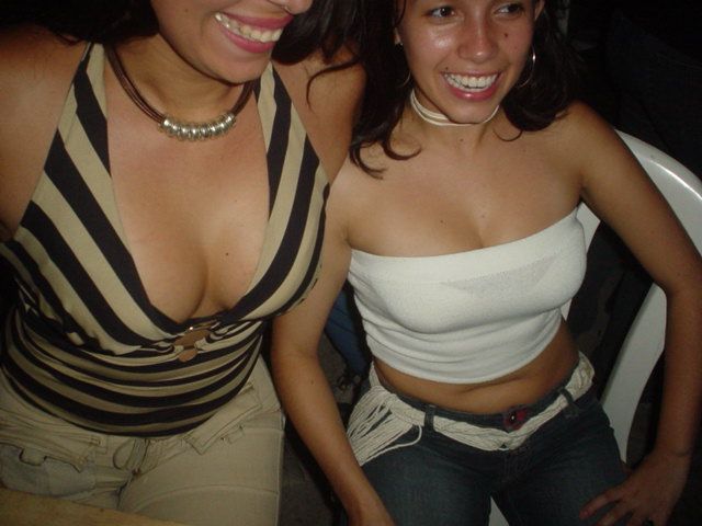 Foto 17 de Candelaria Discoteca · 20 de julio de 2004 en Candelaria Discoteca, Bucaramanga