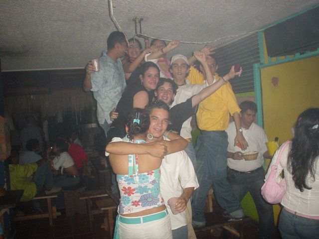 Foto 37 de Candelaria Discoteca · 20 de julio de 2004 en Candelaria Discoteca, Bucaramanga