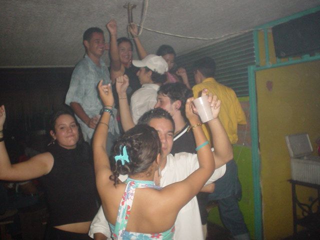 Foto 38 de Candelaria Discoteca · 20 de julio de 2004 en Candelaria Discoteca, Bucaramanga