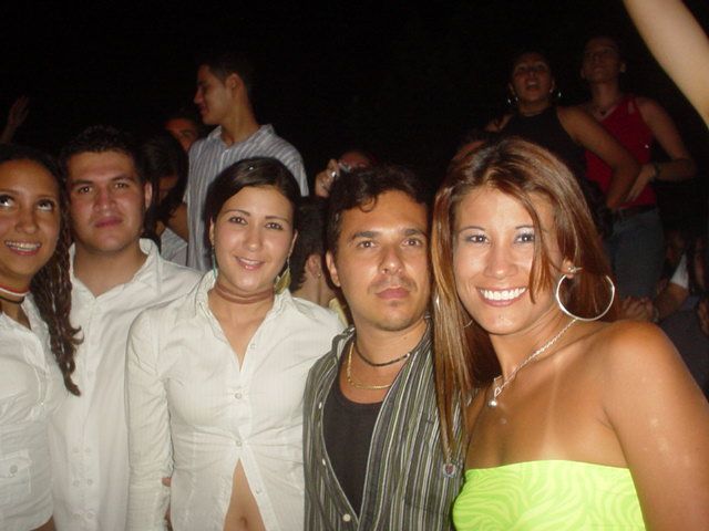 Foto 54 de Candelaria Discoteca · 20 de julio de 2004 en Candelaria Discoteca, Bucaramanga