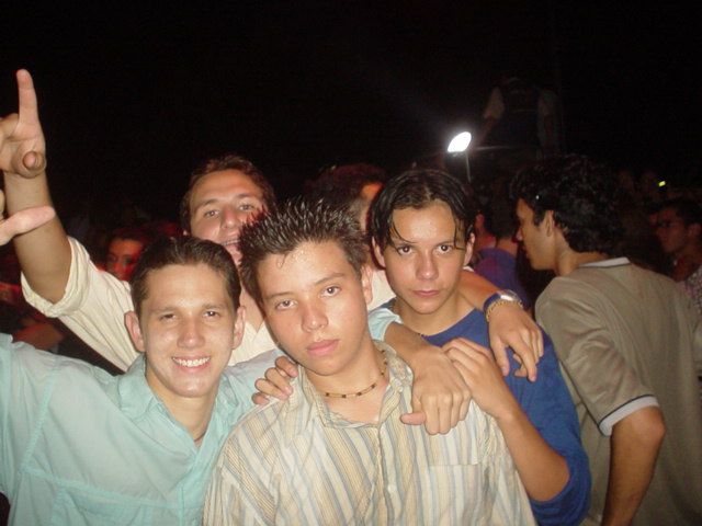 Foto 64 de Candelaria Discoteca · 20 de julio de 2004 en Candelaria Discoteca, Bucaramanga