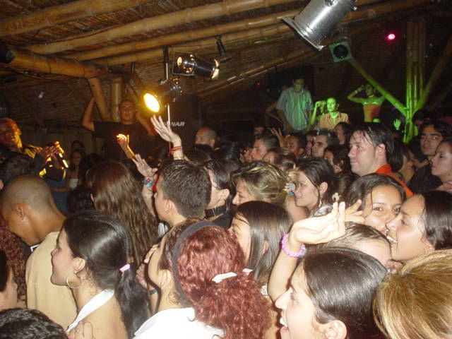 Foto 73 de Candelaria Discoteca · 20 de julio de 2004 en Candelaria Discoteca, Bucaramanga