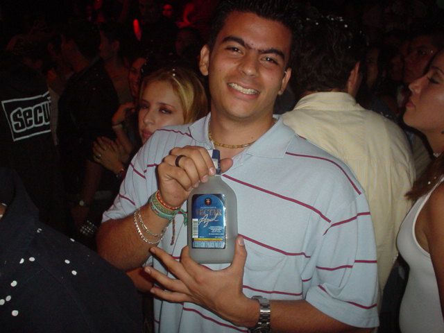 Foto 93 de Candelaria Discoteca · 20 de julio de 2004 en Candelaria Discoteca, Bucaramanga