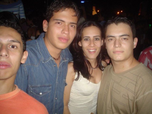 Foto 134 de Candelaria Discoteca · 20 de julio de 2004 en Candelaria Discoteca, Bucaramanga