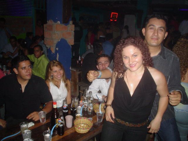 Foto 138 de Candelaria Discoteca · 20 de julio de 2004 en Candelaria Discoteca, Bucaramanga