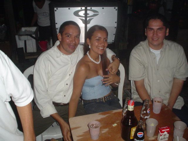 Foto 140 de Candelaria Discoteca · 20 de julio de 2004 en Candelaria Discoteca, Bucaramanga