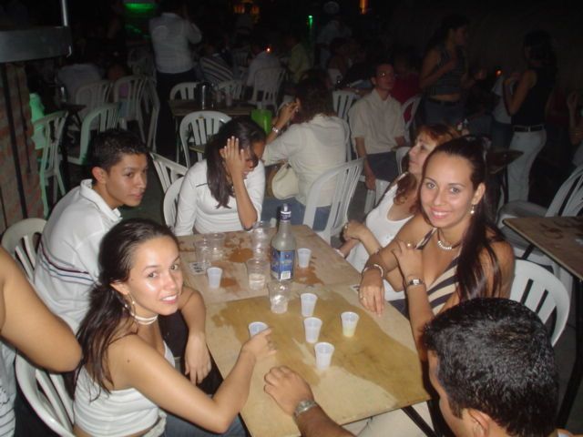 Foto 141 de Candelaria Discoteca · 20 de julio de 2004 en Candelaria Discoteca, Bucaramanga