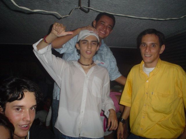 Foto 152 de Candelaria Discoteca · 20 de julio de 2004 en Candelaria Discoteca, Bucaramanga