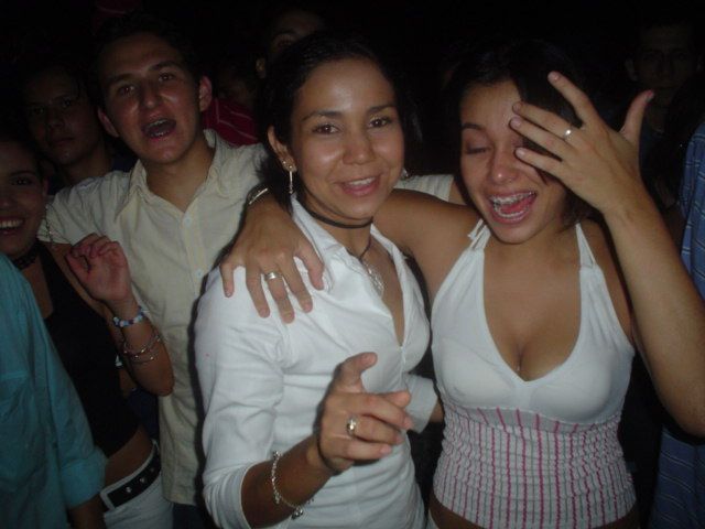 Foto 172 de Candelaria Discoteca · 20 de julio de 2004 en Candelaria Discoteca, Bucaramanga