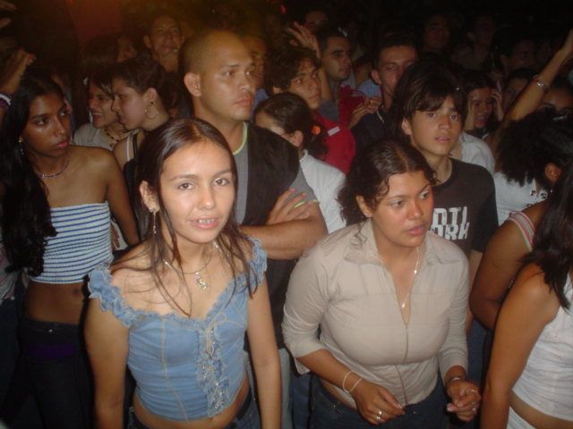 Foto 180 de Candelaria Discoteca · 20 de julio de 2004 en Candelaria Discoteca, Bucaramanga