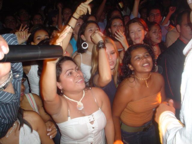 Foto 181 de Candelaria Discoteca · 20 de julio de 2004 en Candelaria Discoteca, Bucaramanga