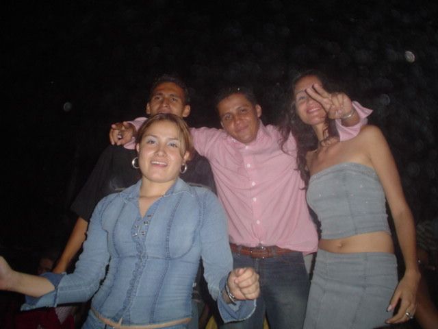 Foto 198 de Candelaria Discoteca · 20 de julio de 2004 en Candelaria Discoteca, Bucaramanga
