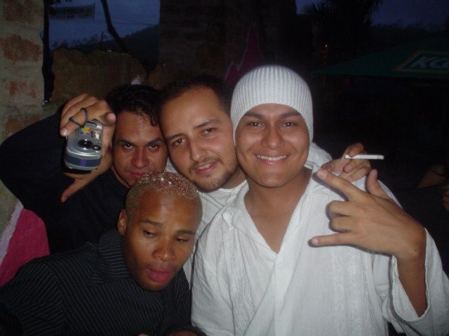Foto 205 de Candelaria Discoteca · 20 de julio de 2004 en Candelaria Discoteca, Bucaramanga