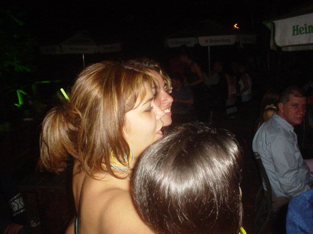 Foto 21 de Discoteca Afrika · - año 2004 · 20 de julio de 2004 en Discoteca Afrika, Bucaramanga