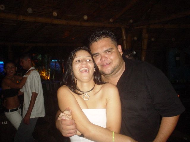 Foto 35 de Discoteca Afrika · - año 2004 · 20 de julio de 2004 en Discoteca Afrika, Bucaramanga