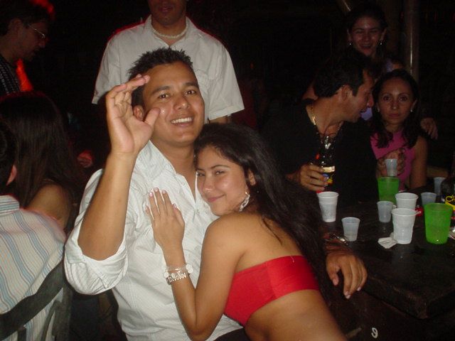 Foto 75 de Discoteca Afrika · - año 2004 · 20 de julio de 2004 en Discoteca Afrika, Bucaramanga