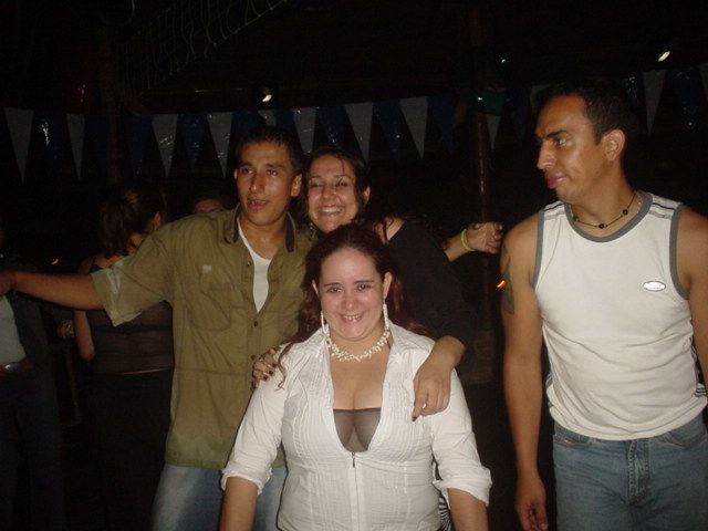 Foto 93 de Discoteca Afrika · - año 2004 · 20 de julio de 2004 en Discoteca Afrika, Bucaramanga