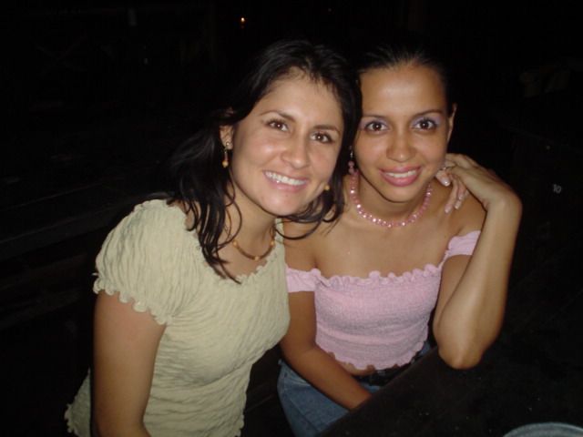 Foto 121 de Discoteca Afrika · - año 2004 · 20 de julio de 2004 en Discoteca Afrika, Bucaramanga