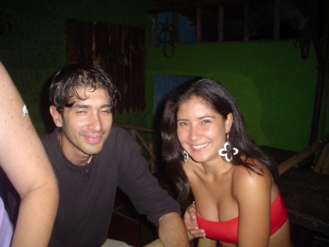 Foto 124 de Discoteca Afrika · - año 2004 · 20 de julio de 2004 en Discoteca Afrika, Bucaramanga