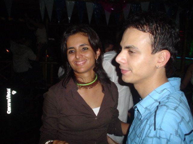 Foto 152 de Discoteca Afrika · - año 2004 · 20 de julio de 2004 en Discoteca Afrika, Bucaramanga