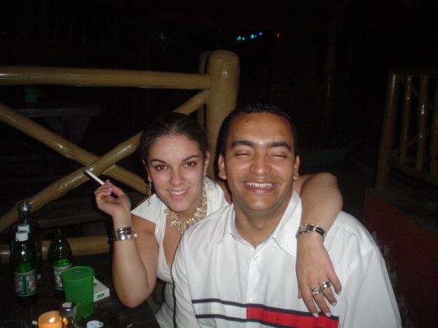 Foto 159 de Discoteca Afrika · - año 2004 · 20 de julio de 2004 en Discoteca Afrika, Bucaramanga