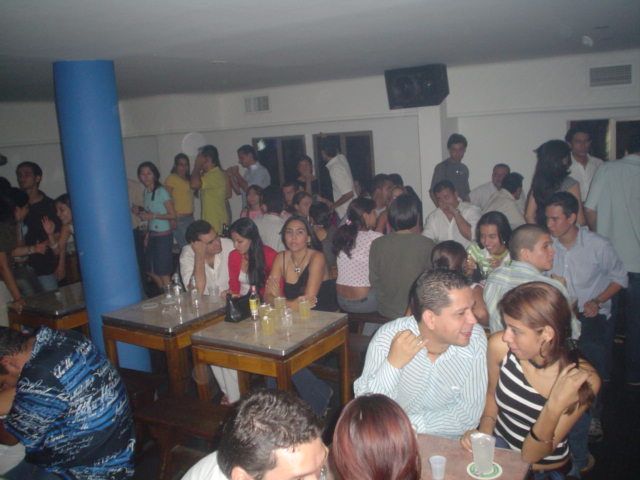 Foto 2 de Mi Pais · 20 de julio de 2004 en Mi Pais, Bucaramanga