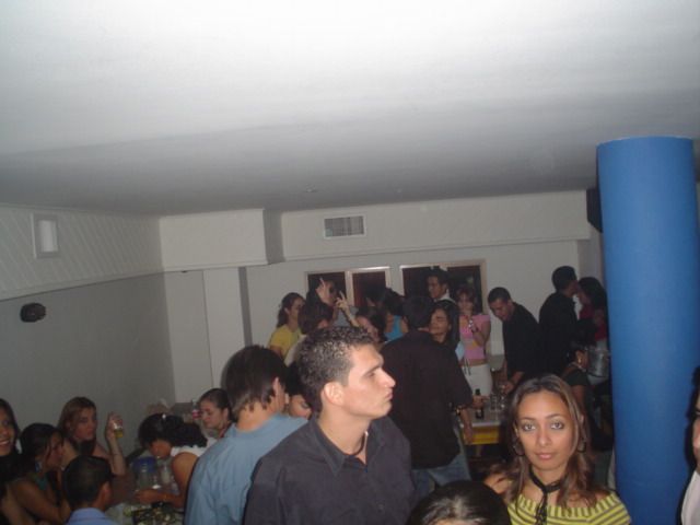 Foto 11 de Mi Pais · 20 de julio de 2004 en Mi Pais, Bucaramanga