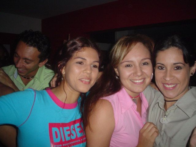 Foto 27 de Mi Pais · 20 de julio de 2004 en Mi Pais, Bucaramanga