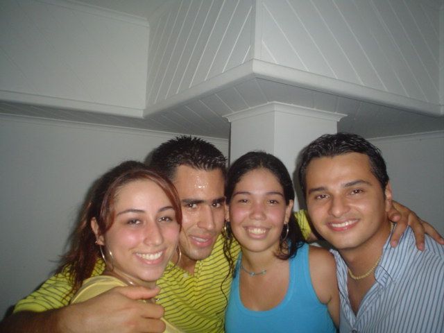Foto 51 de Mi Pais · 20 de julio de 2004 en Mi Pais, Bucaramanga