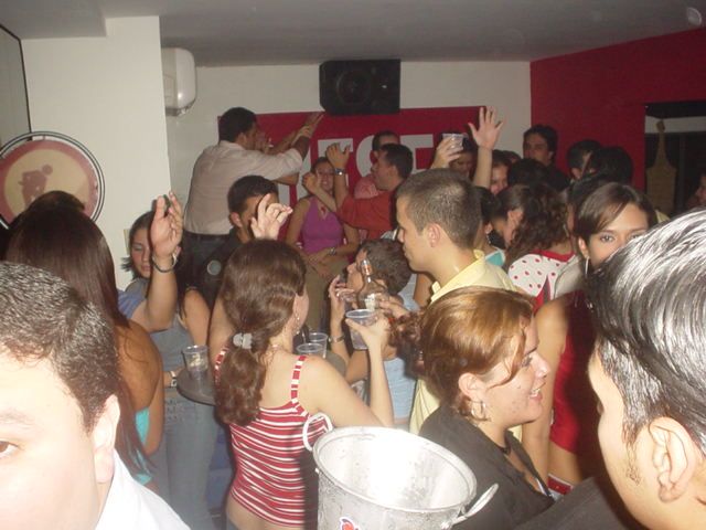 Foto 104 de Mi Pais · 20 de julio de 2004 en Mi Pais, Bucaramanga