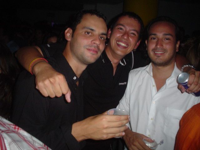Foto 166 de Mi Pais · 20 de julio de 2004 en Mi Pais, Bucaramanga