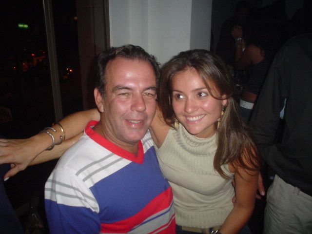 Foto 230 de Mi Pais · 20 de julio de 2004 en Mi Pais, Bucaramanga
