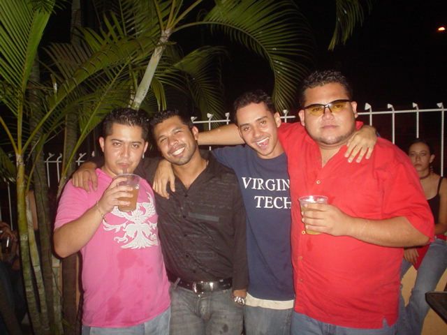 Foto 11 de Quimera · 20 de julio de 2004 en Quimera, Bucaramanga