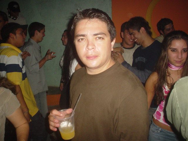Foto 38 de Quimera · 20 de julio de 2004 en Quimera, Bucaramanga