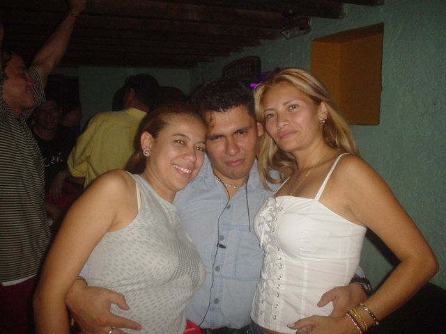 Foto 45 de Quimera · 20 de julio de 2004 en Quimera, Bucaramanga