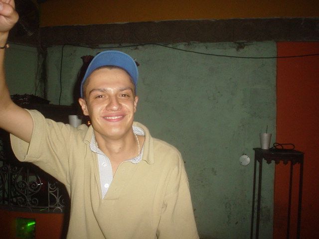Foto 109 de Quimera · 20 de julio de 2004 en Quimera, Bucaramanga