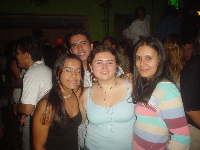 Foto 126 de Quimera · 20 de julio de 2004 en Quimera, Bucaramanga