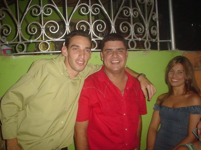 Foto 169 de Quimera · 20 de julio de 2004 en Quimera, Bucaramanga