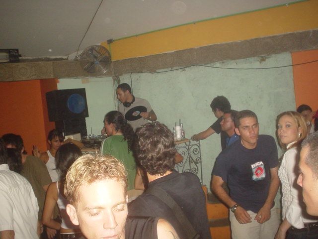 Foto 176 de Quimera · 20 de julio de 2004 en Quimera, Bucaramanga