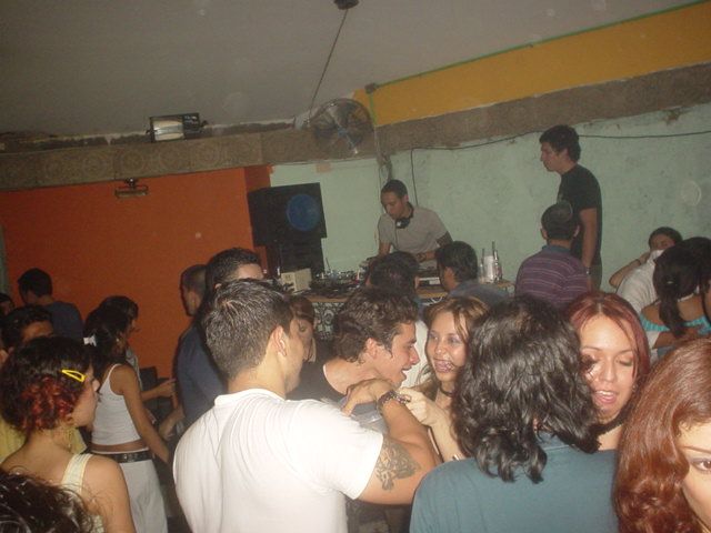 Foto 190 de Quimera · 20 de julio de 2004 en Quimera, Bucaramanga