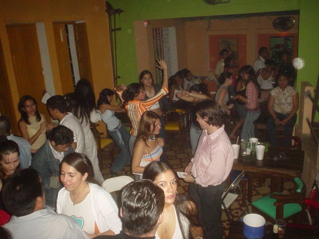 Foto 198 de Quimera · 20 de julio de 2004 en Quimera, Bucaramanga