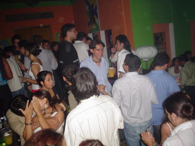 Foto 219 de Quimera · 20 de julio de 2004 en Quimera, Bucaramanga