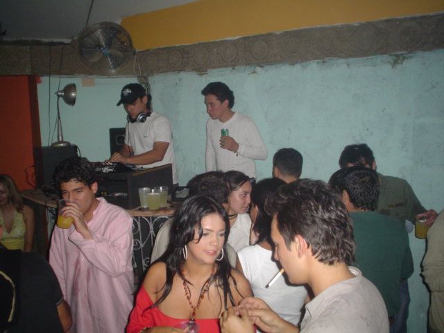 Foto 251 de Quimera · 20 de julio de 2004 en Quimera, Bucaramanga