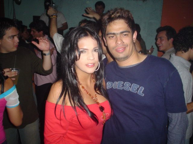 Foto 254 de Quimera · 20 de julio de 2004 en Quimera, Bucaramanga
