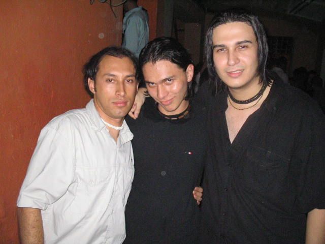Foto 295 de Quimera · 20 de julio de 2004 en Quimera, Bucaramanga