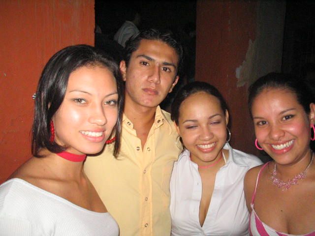Foto 298 de Quimera · 20 de julio de 2004 en Quimera, Bucaramanga