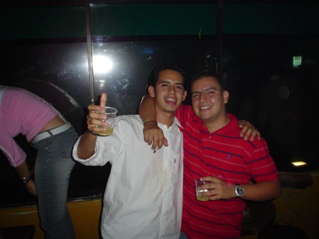 Foto 10 de Zoologico · ‎Jueves ‎26 ‎Febrero ‎2004 · 26 de febrero de 2004 en Zoologico, Bucaramanga
