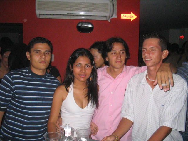 Foto 2 de Mi Pais · 16 de abril de 2005 en Mi Pais, Bucaramanga
